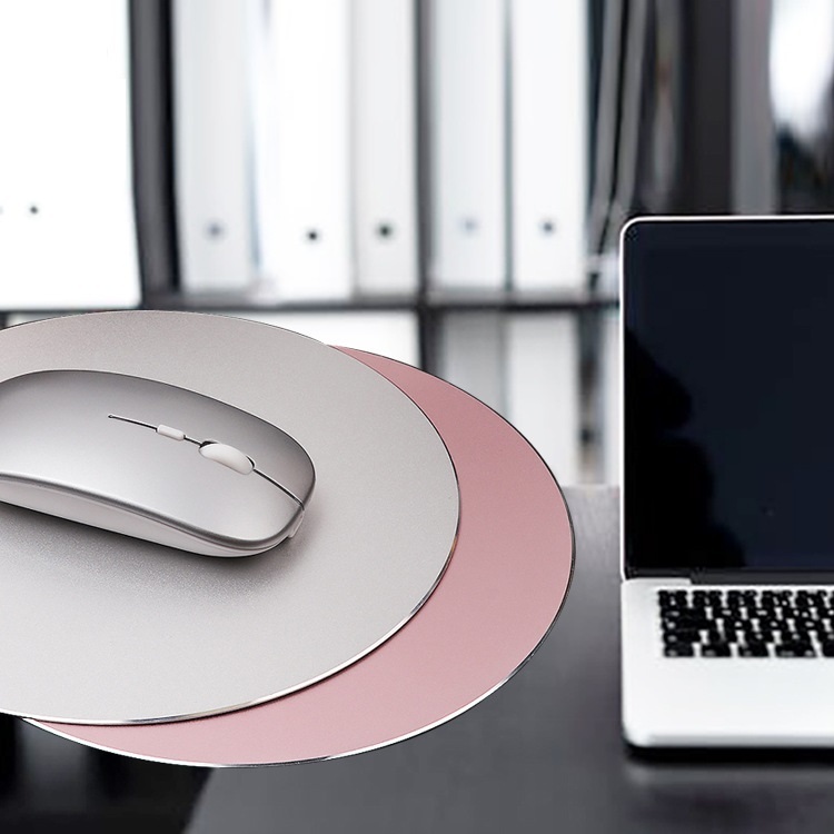 【送料無料・メール便】⑩20【シルバー】アルミ製 マウスパッド マウスパット 操作性 高級感 PC パソコン オフィス デスク 机 おしゃれ_画像1