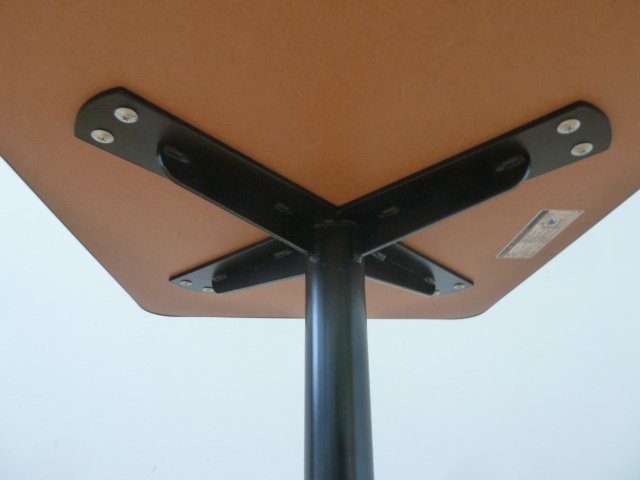 パブリック 業務用 角丸 テーブル W500×D600×H700mm (7) ブラウン 木目調 X脚 ブラック 机 カフェ レストラン ミーティング ダイニング_画像5