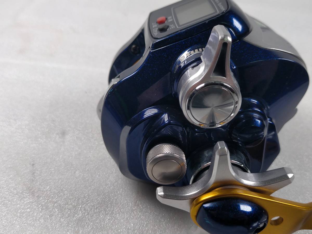 戰【付属品】 シマノ09 電動丸400C SHIMANO 電動リール大型液晶 戰【付属品】 シマノ09 電動丸400C SHIMANO 電動リール大型液晶