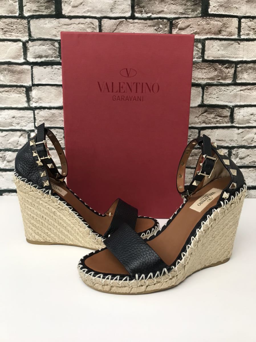 大人気 ☆VALENTINO GARAVANI ロックスタッズウェッジソールアンクル