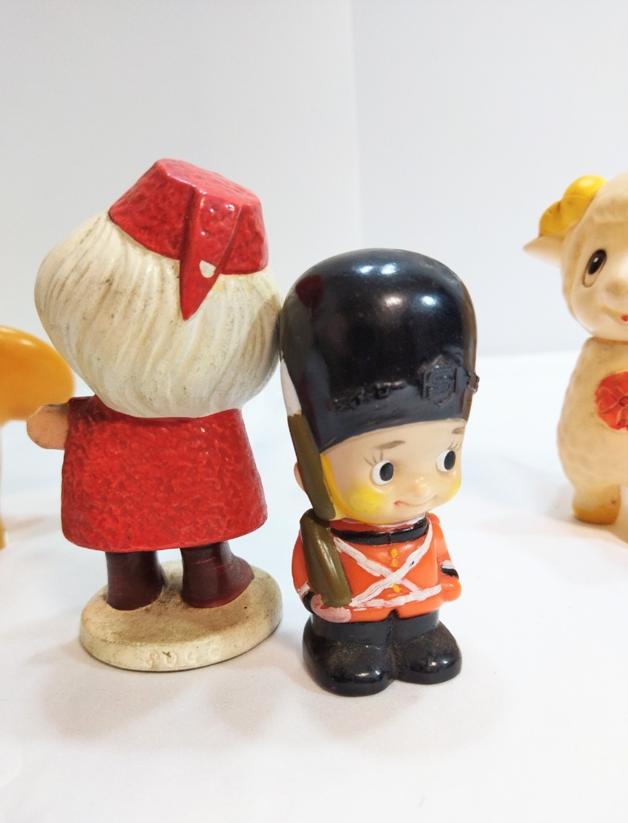 昭和レトロ貯金箱.人形まとめ 文明堂カンカンベア サトちゃんソフビ