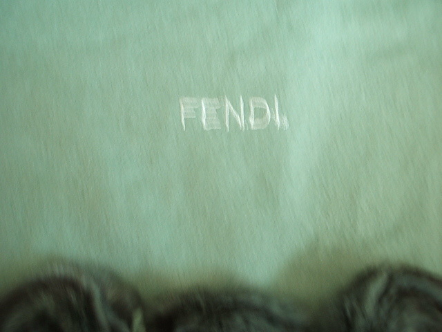 FENDI フェンディ　カシミヤファー　マフラー　ストール　_画像4