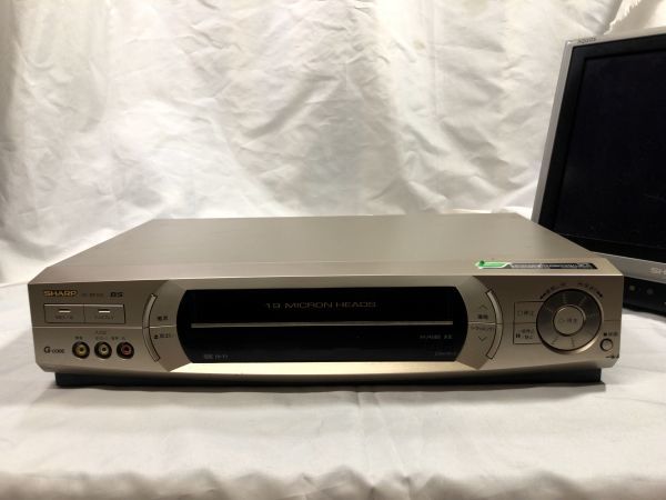 SHARP シャープ VHS ビデオカセットレコーダー ビデオデッキ VC-BF100 99年製 通電確認 再生確認 詳細不明 ジャンク扱い 現状品※の画像3