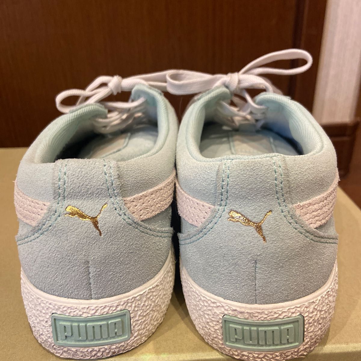 PUMA プーマ　スニーカー　23.5cm かわいい