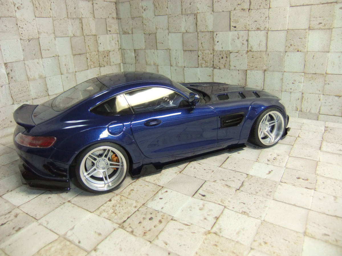 1:18 　アルミ製削り出し　ミニカー用　カスタムホイール　１9インチ 　Vossen CVTタイプ S　　リヤ　ワイドタイヤ仕様_画像4