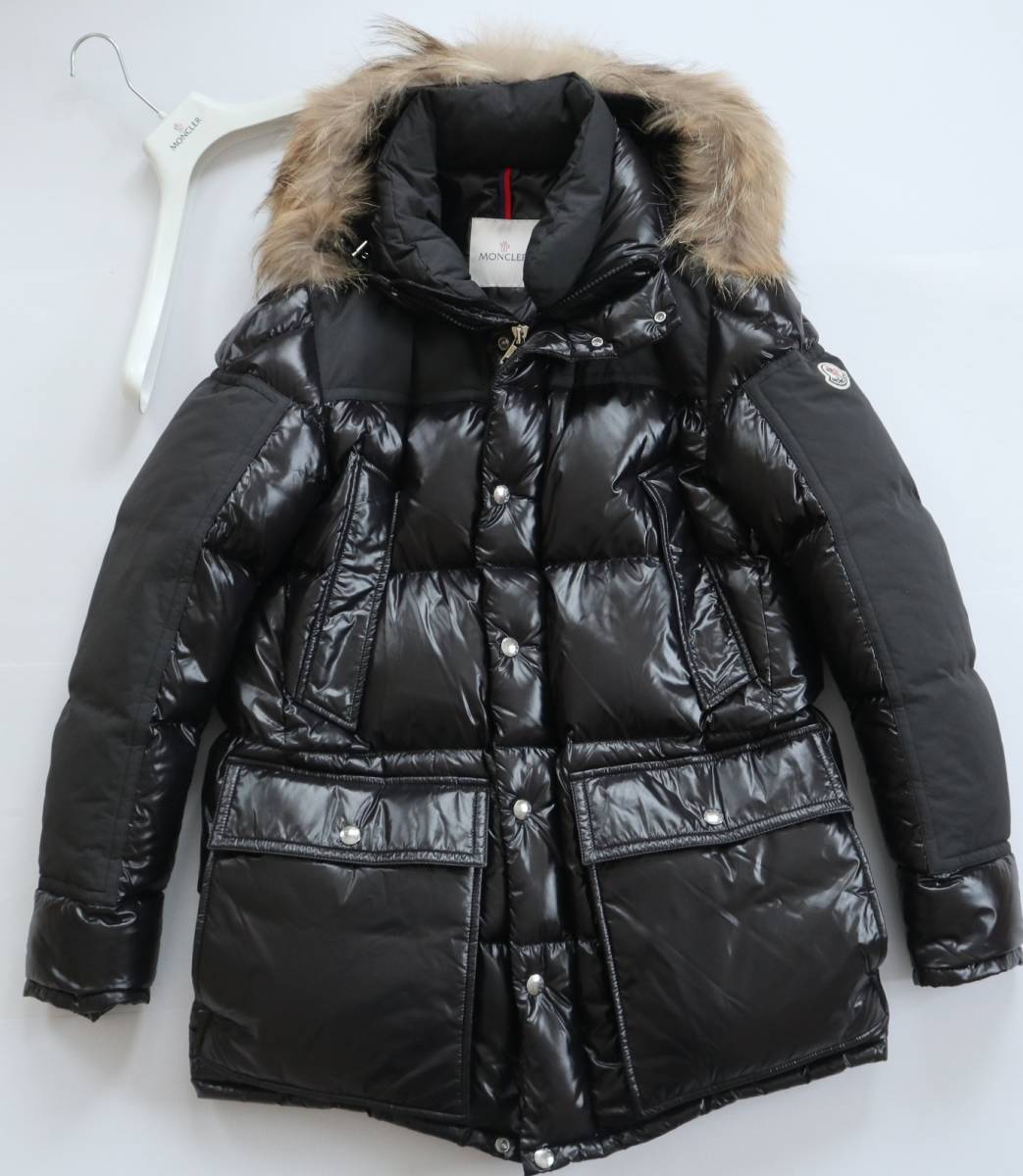 低価格で大人気の フレイ FREY モンクレール MONCLER リアルコヨーテ