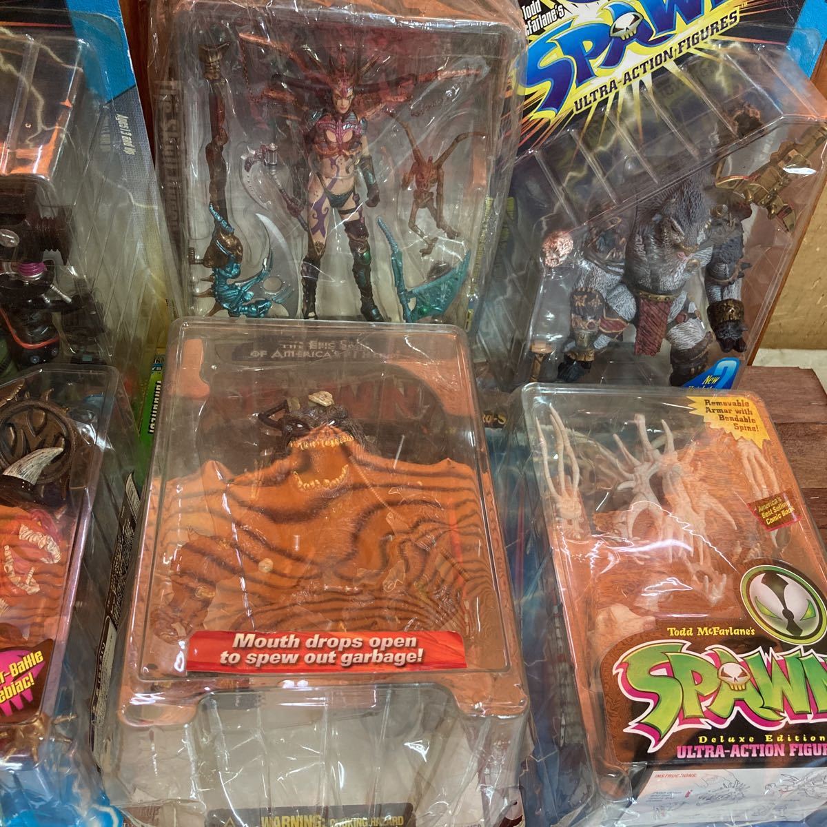 USAビンテージ スポーン アクションフィギュア ブリスター 9体セット大量まとめ売り SPAWN マクファーレントイズ アメトイ アメコミの画像2