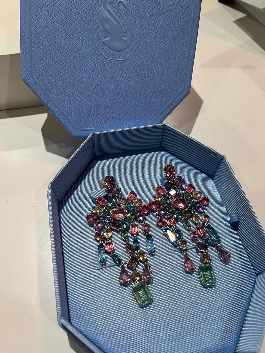 SWAROVSKI ピアス クリスタル シルバー×ネイビー×マルチ アクセサリー