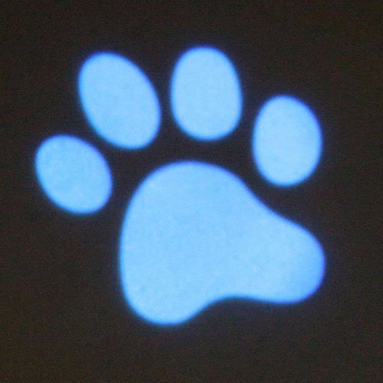 送料無料 新品 ペット用 LED ライト ポインター ビーム 猫 おもちゃ ねこじゃらし ネコちゃんの運動不足解消に カラー選択あり_画像2