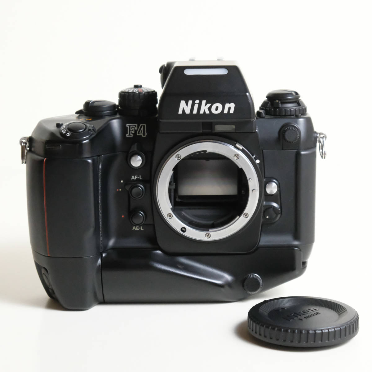 100％品質 Nikon F4 ニコン シャッター、露出計OK バッテリーグリップ