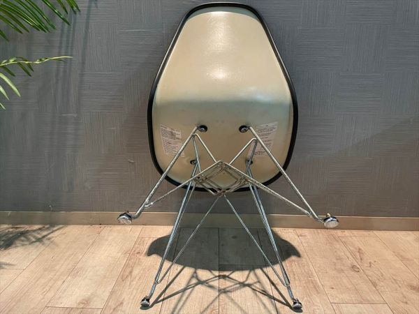 ヴィンテージ Harman Miller イームズ サイドシェルチェア エッフェルベース 布張 ハーマンミラー Eames ミッドセンチュリー 1人掛けソファ_画像9