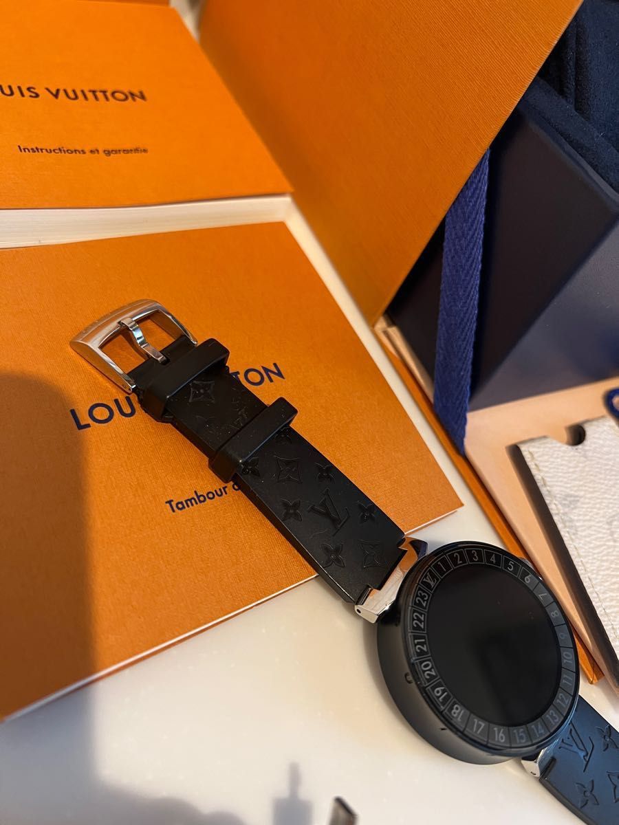 ルイヴィトン　タンブールホライゾン　V2  マットブラック　モノグラム　スマートウォッチ LOUIS VUITTON