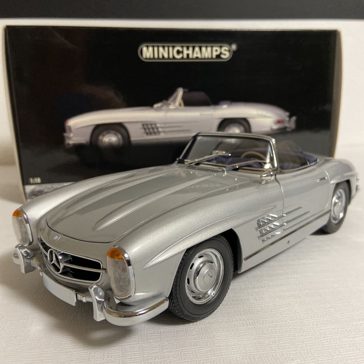 ★ミニチャンプス／MINICHAMPS：1/18 ★メルセデス ベンツ 300SL ロードスター／Mercedes-Benz 300SL Roadster 1957 (Silver) ☆used
