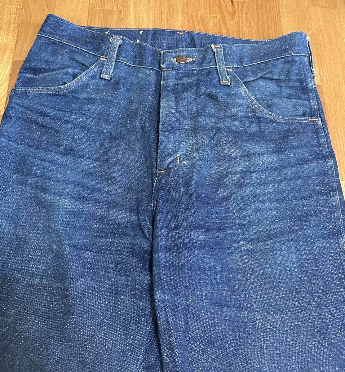 濃紺！ 希少斜めベル！！ 60's vintage Wrangler BLUE BELL ラングラー フレア ベルボトム デニム パンツ USA製 W32 L34_画像4