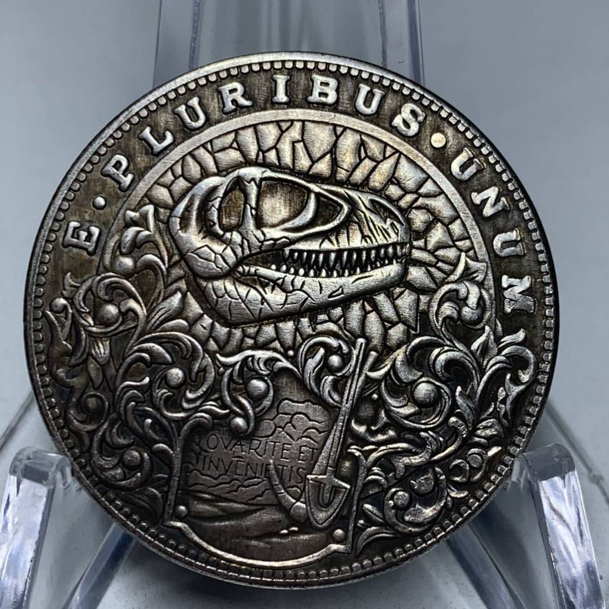 WX1073流浪幣 恐竜 天眼 鷹紋 外国硬貨 貿易銀 海外古銭 コレクションコイン 貨幣 重さ約21g_画像1