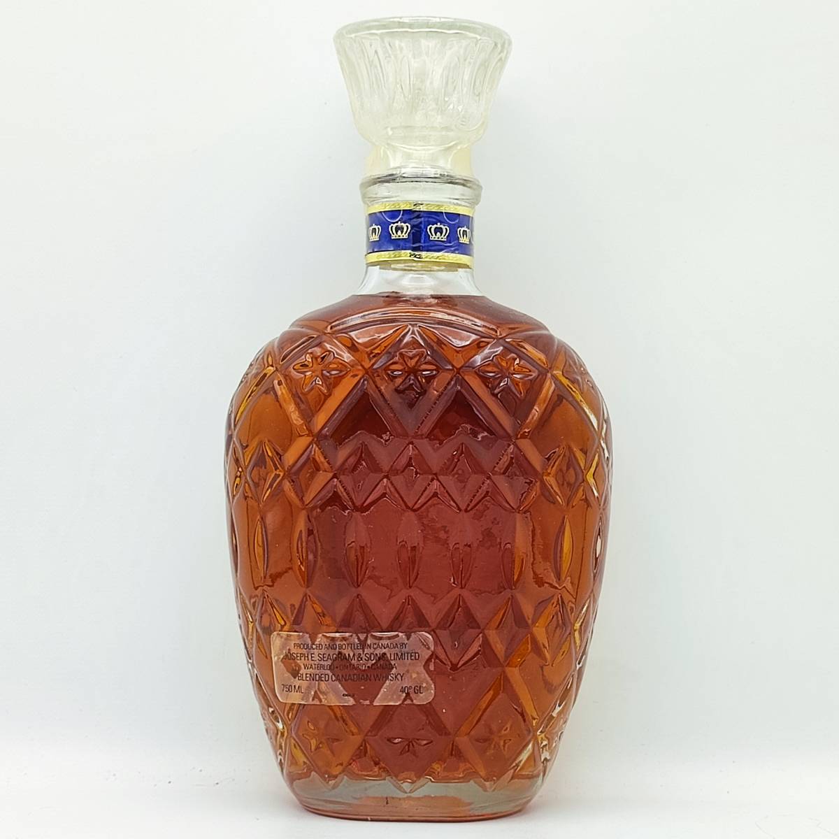 【全国送料無料】Crown Royal 15years old CANADIAN WHISKY　40度　750ml【クラウンローヤル15年　クラウンロイヤル15年 】