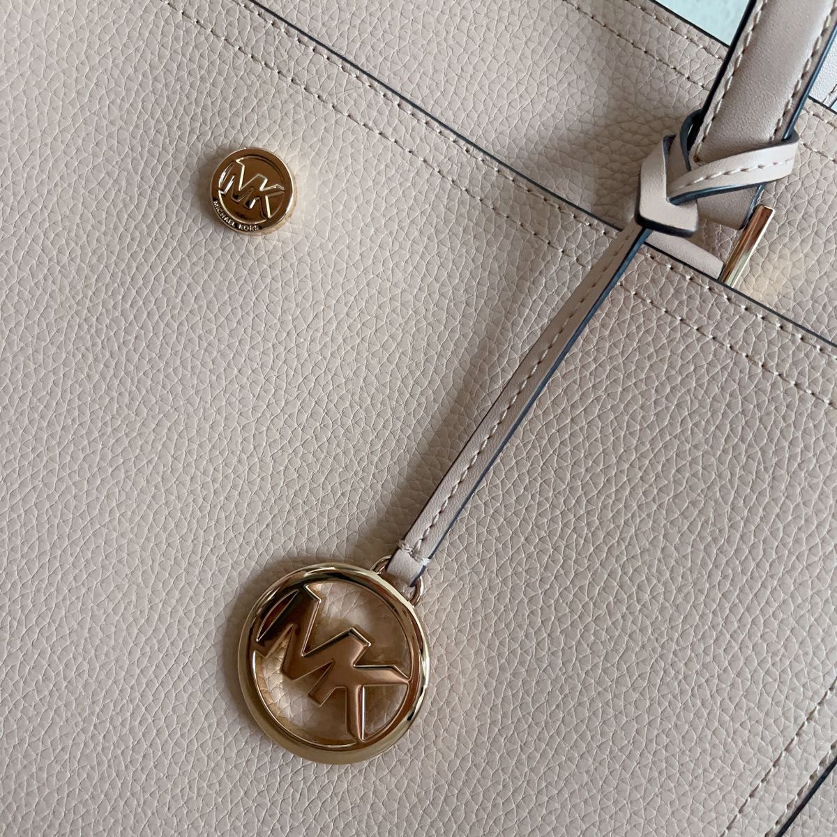 美品】MICHEAL KORS MAISIE 3 IN 1 トート ラージ|PayPayフリマ