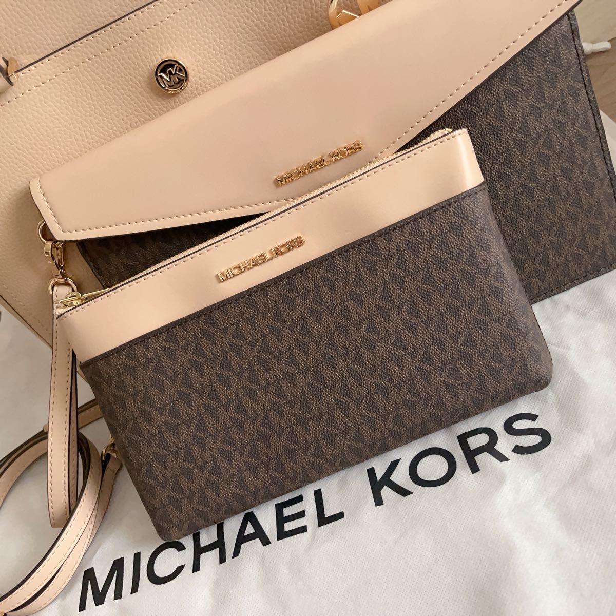 美品】MICHEAL KORS MAISIE 3 IN 1 トート ラージ|PayPayフリマ