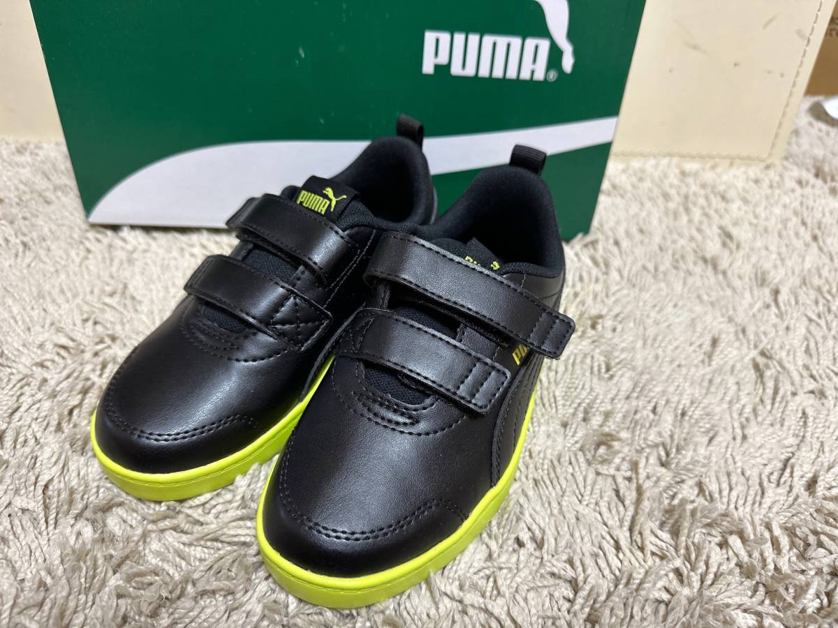 新品 軽量 PUMA プーマ コートフレックス V2 V PS 19cm_画像5