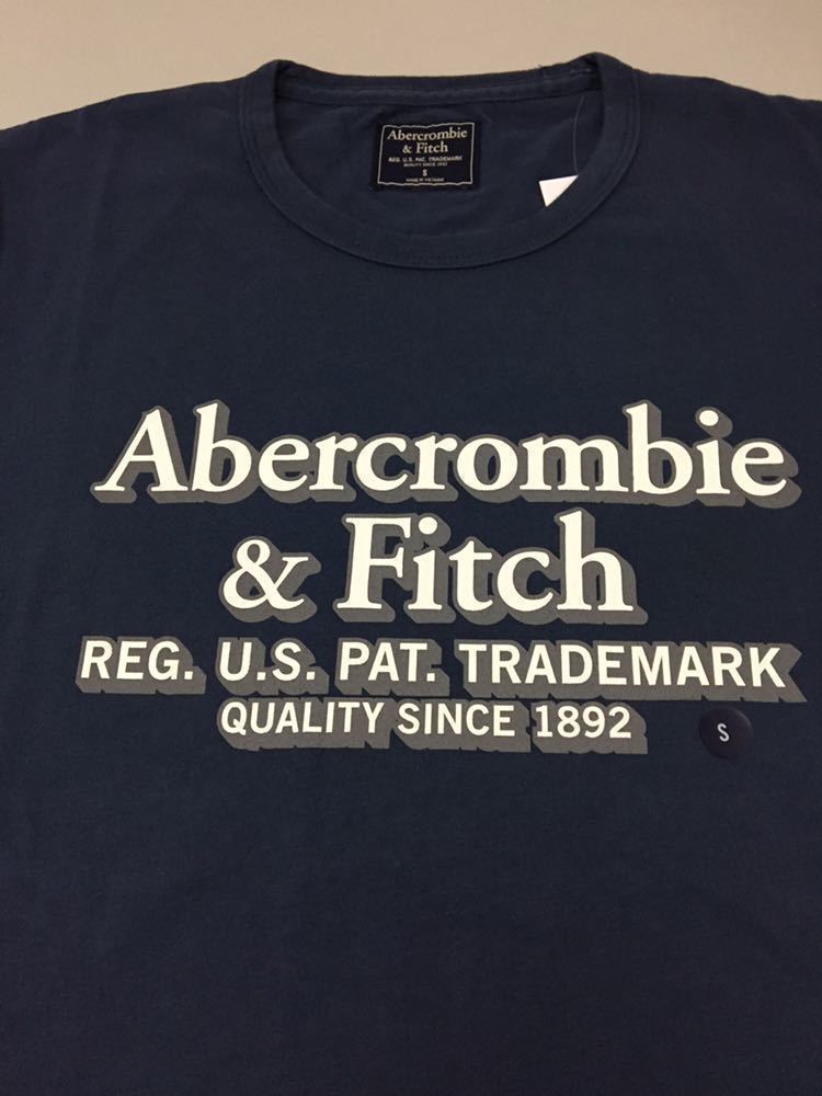  Abercrombie and Fitch Abercrombie & Fitch [ новый товар не использовался ][ с биркой ] большой Logo футболка короткий рукав темно-синий мужской S размер ~*&