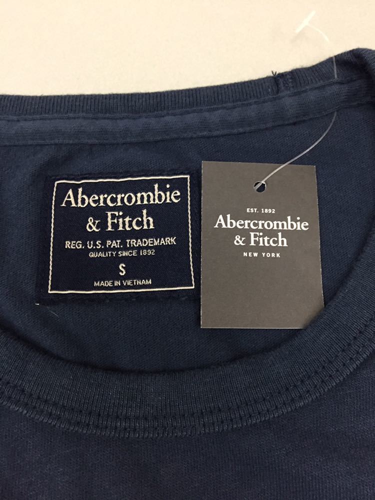  Abercrombie and Fitch Abercrombie & Fitch [ новый товар не использовался ][ с биркой ] большой Logo футболка короткий рукав темно-синий мужской S размер ~*&