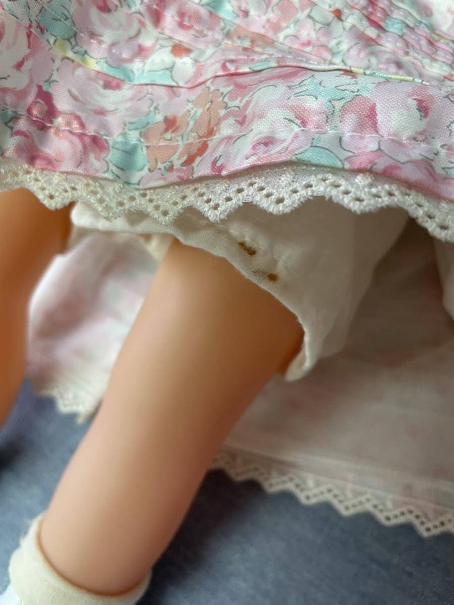 フランス　コロール社　Corolle 人形2体　ドレス2着　帽子　中古(30年前購入)_画像9