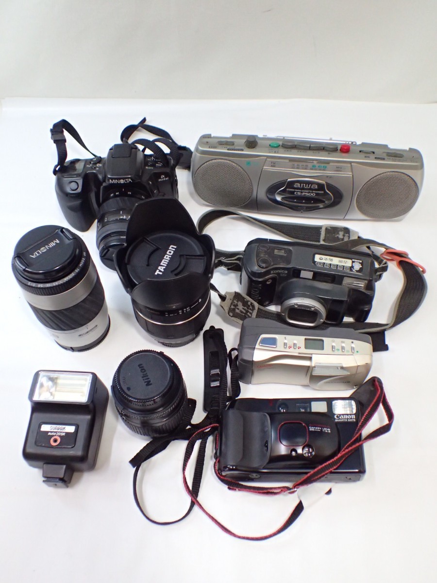 k4007 / Nikon Canon OLYMPUS Konica 一眼 フィルム カメラ レンズ ラジオ フラッシュ 他 まとめて セット 現状品 ジャンク_画像1