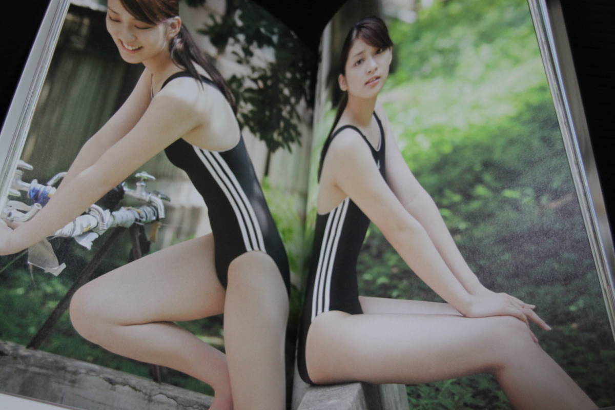 風の中の少女>DVD付、武井咲ファースト写真集、雑誌「Seventeen 風の中の少女>DVD付、武井咲ファースト写真集、雑誌「Seventeen