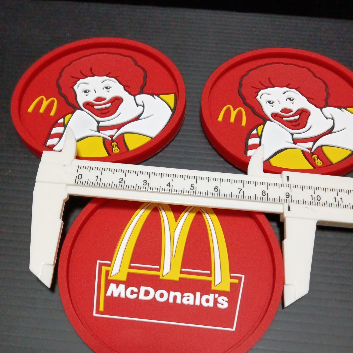 ● McDonald's「コースター 3枚」ドナルド　ロゴ　マクドナルド　ラバー_画像3