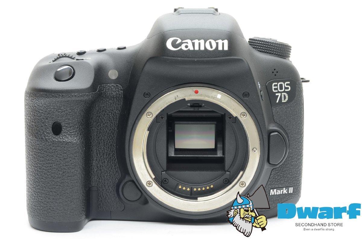 キヤノン CANON EOS 7D Mark II BODY　デジタル一眼レフカメラ