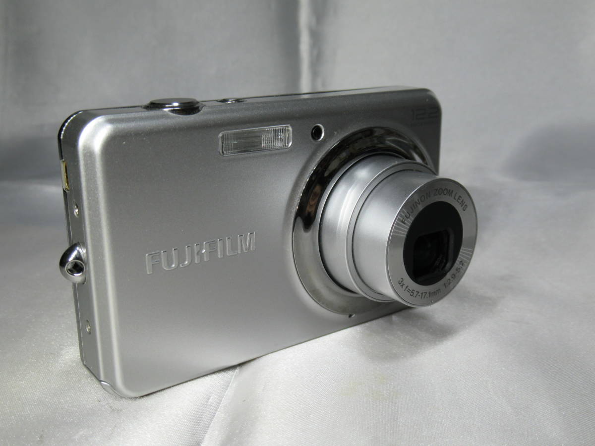 FUJIFILM / 富士フィルム FinePix J30 1220万画素 コンパクト FUJIFILM / 富士フィルム FinePix J30 1220万画素 コンパクト