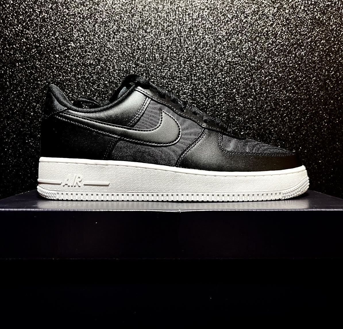 送料無料の通販 NIKE (2023年製) NOS LV8 '07 1 FORCE AIR 靴