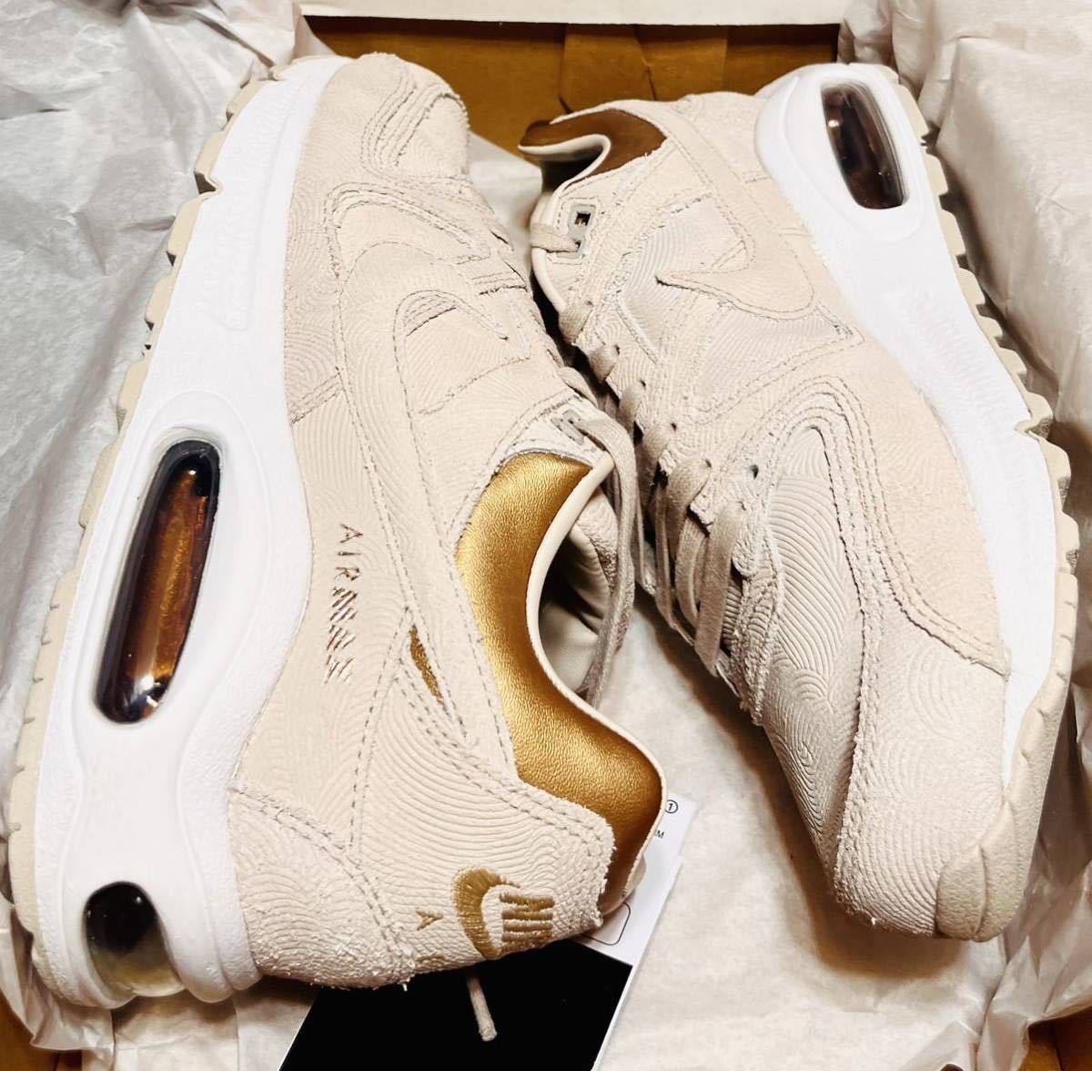 ☆送料込■新品23.5cm■ナイキ エア マックス コマンド プレミアム AIR MAX ベージュ系/メタリックゴールデンタン