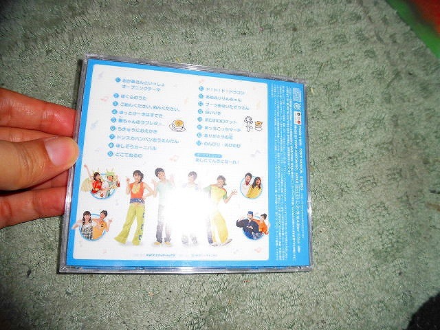 Y152 CD NHK「おかあさんといっしょ」最新ベスト ぼくらのうた　全18曲入り 2009年盤特に目立った傷はありません_画像3