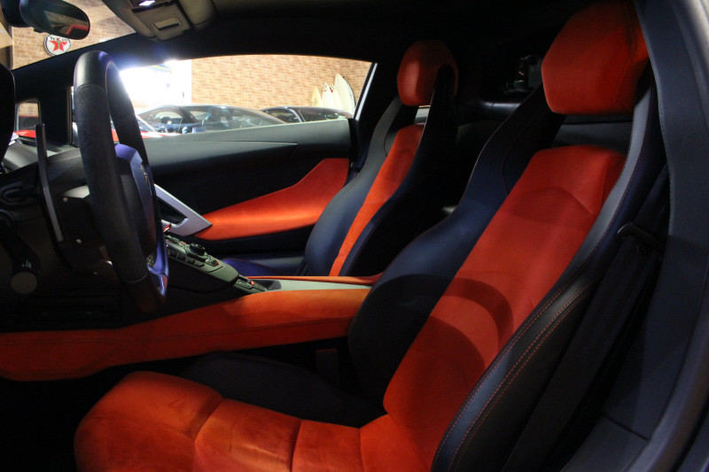 2012 year of model Lamborghini Aventador LP700-4g Rige o Est -k carbon exterior PKG alcantara interior 