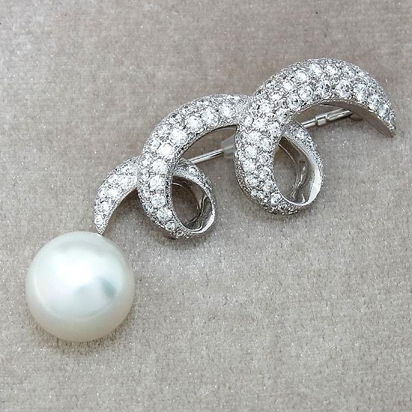 MIKIMOTO ミキモト真珠 K18WG ダイヤ入り南洋真珠ブローチ D 1.35ct　12mm　13g