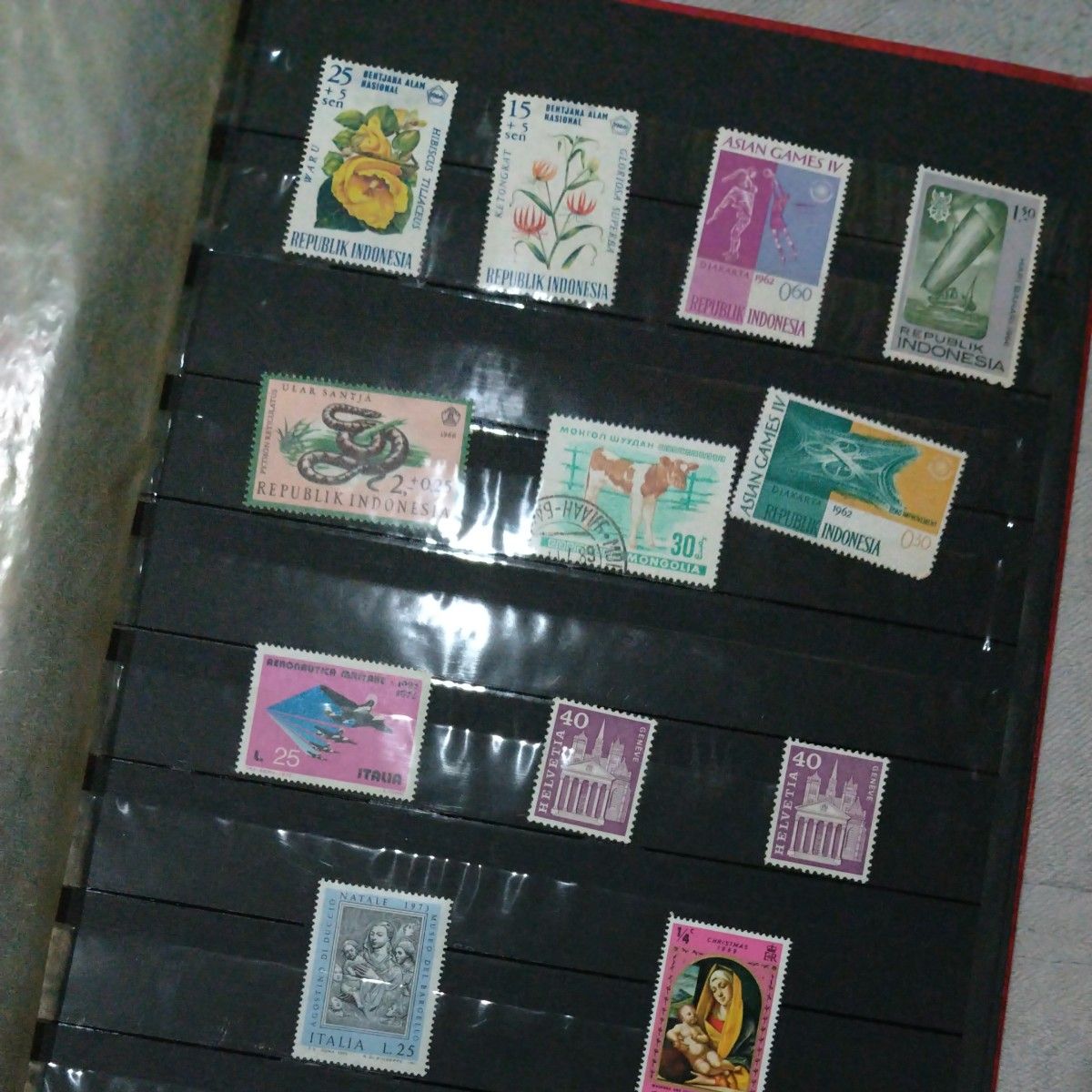 家にありましたシリーズ　かなりアンティークな切手コレクション　大量