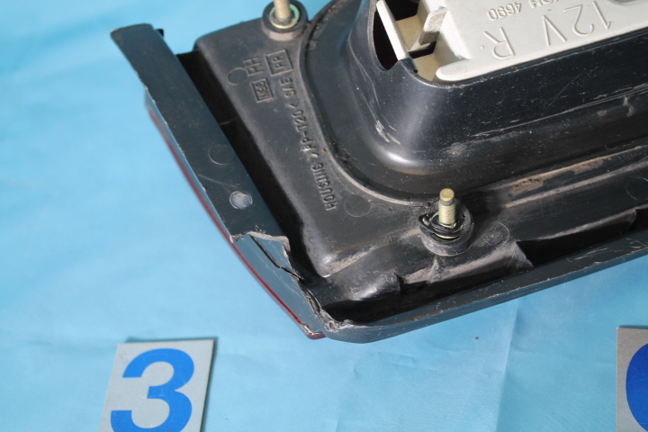 S-258 日産 S14 シルビア 右テールランプ ICHIKOH 7358 ICHIKOH 4690 S-258 日産 S14 シルビア 右テールランプ ICHIKOH 7358 ICHIKOH 4690