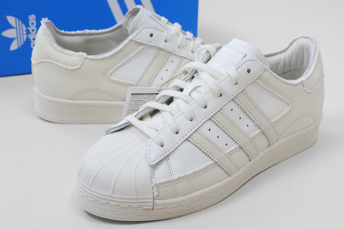 未使用★ adidas ◆ SUPERSTAR 82 (GY2568) ローカット スニーカー 白 27.5cm アディダス ◆ K-3