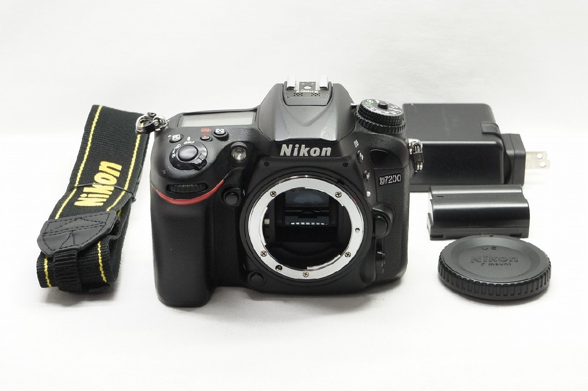 【アルプスカメラ】Nikon ニコン D7200 ボディ デジタル一眼レフカメラ 230914j