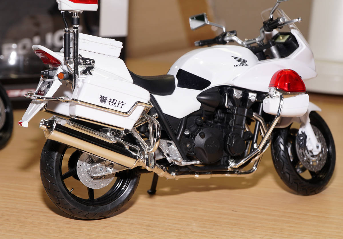 1/12 ホンダ HONDA CB1300P 白バイ 警視庁 2台セット ミニカー アオシマ スカイネット ダイキャスト 完成品 ミニカー 送料無料