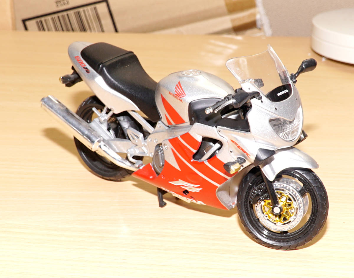 1/12 HONDA Honda CBR600 F4 minicar final product box none die-cast free shipping 