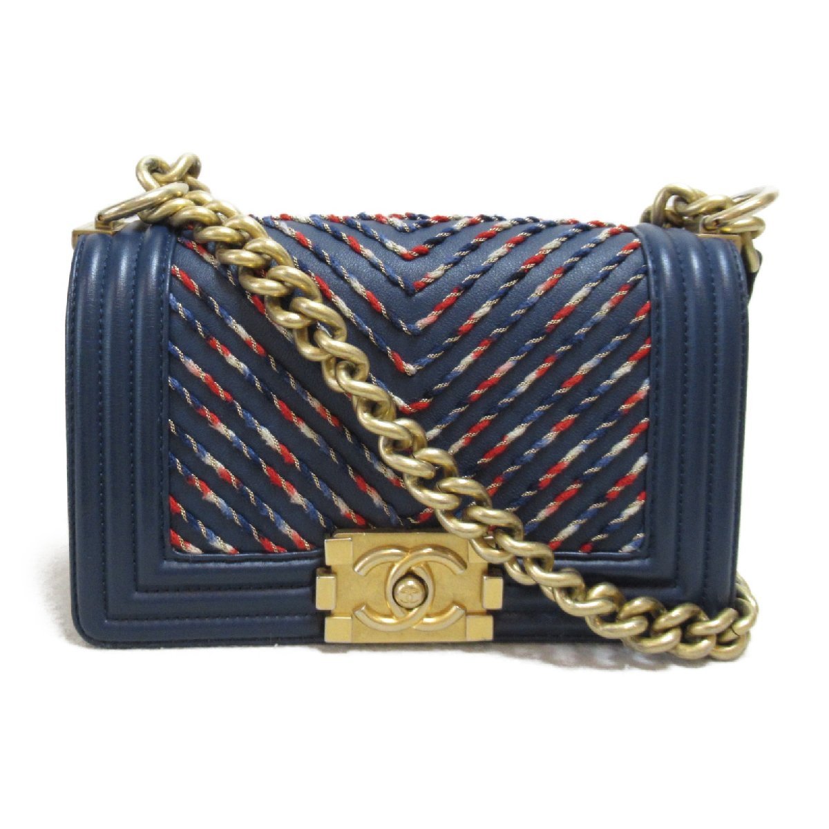 定期入れの チェーンショルダーバッグ CHANEL BOY ショルダーバッグ