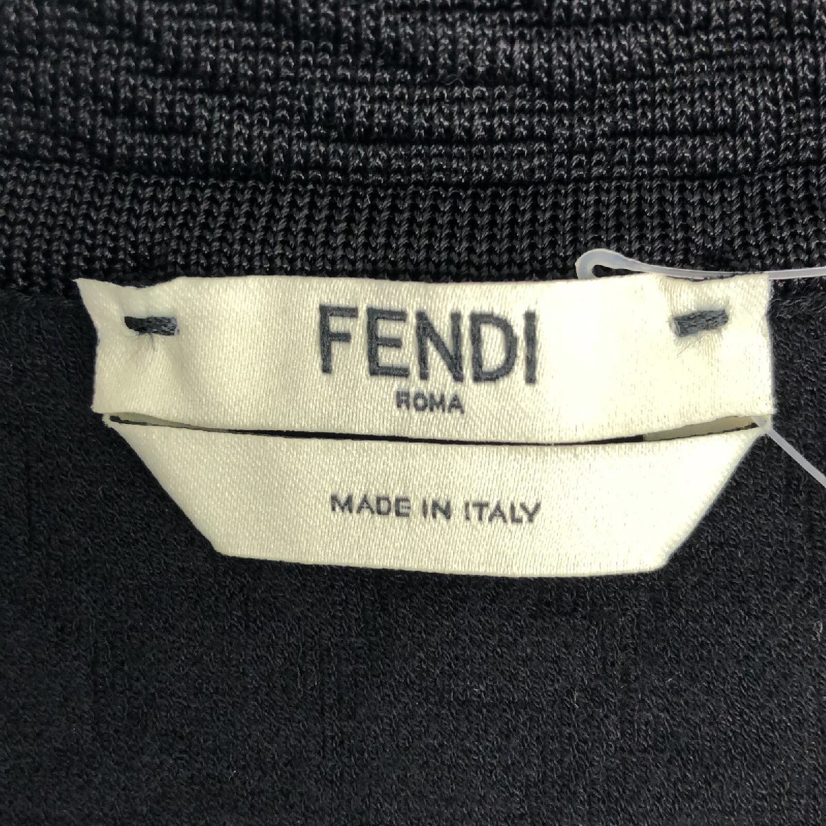 FENDI フェンディ ニット 半袖ニット ブラック系 レーヨン 中古 レディース_画像5