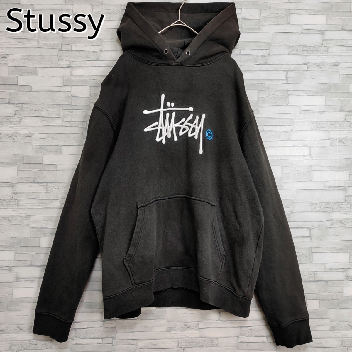 人気】Stussy ステューシー センター刺繍ロゴ＆フードロゴ付パーカー