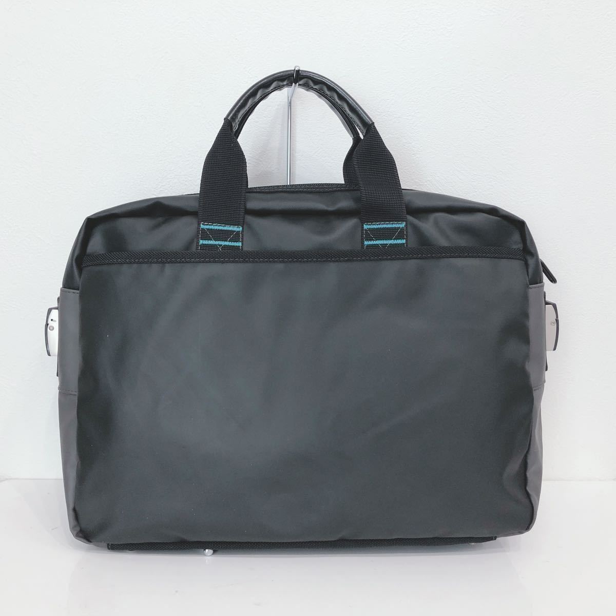 美品 MANDARINA DUCK マンダリナダック ビジネスバッグ 2way 美品 MANDARINA DUCK マンダリナダック ビジネスバッグ 2way