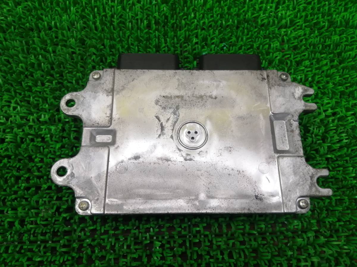 * 903 Nissan Roox ML21S engine computer -33910-82K60