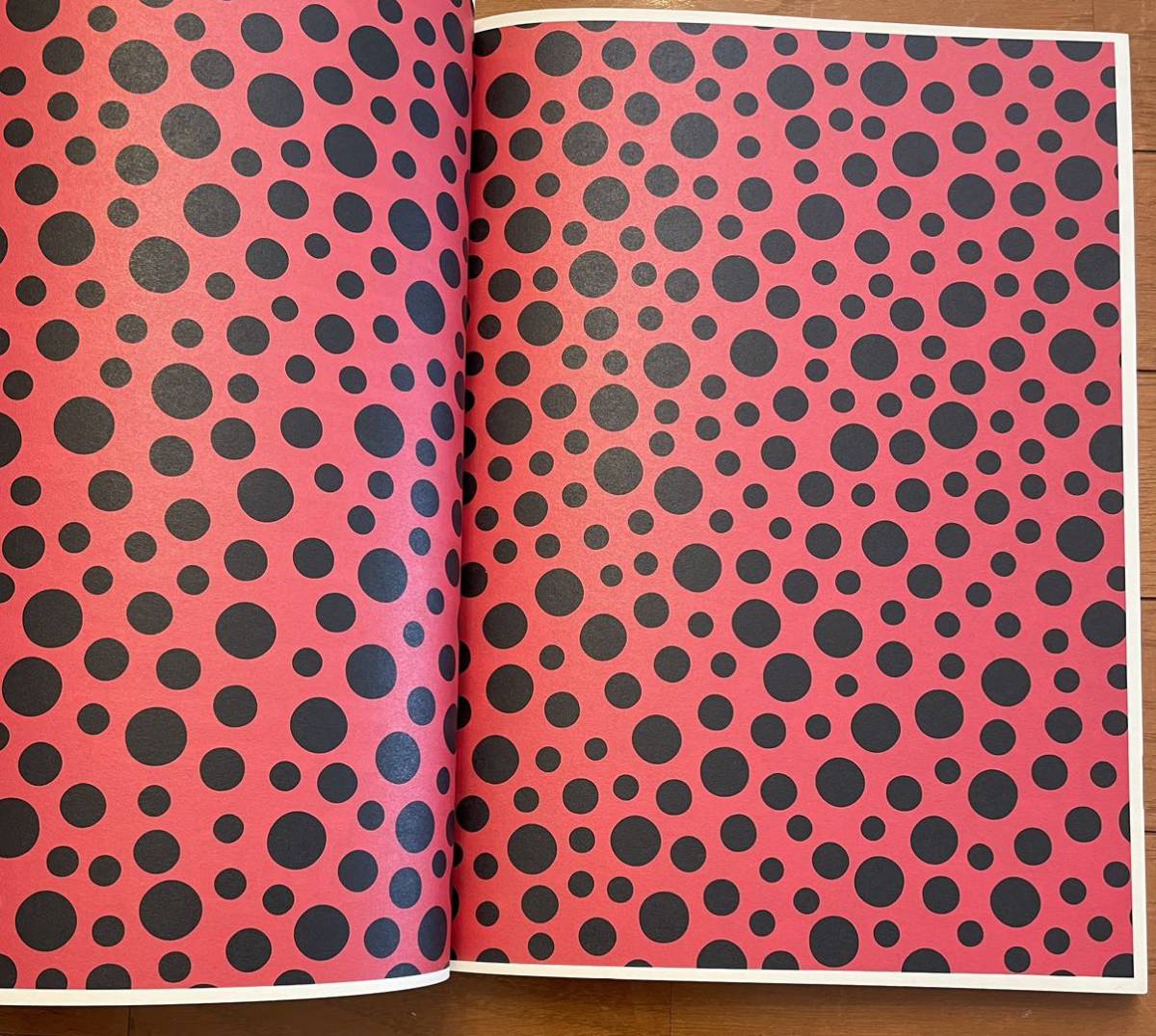 LOUIS VUITTON-YAYOI KUSAMA ルイヴィトン 草間彌生 草間弥生 LOUIS VUITTON-YAYOI KUSAMA ルイヴィトン 草間彌生 草間弥生