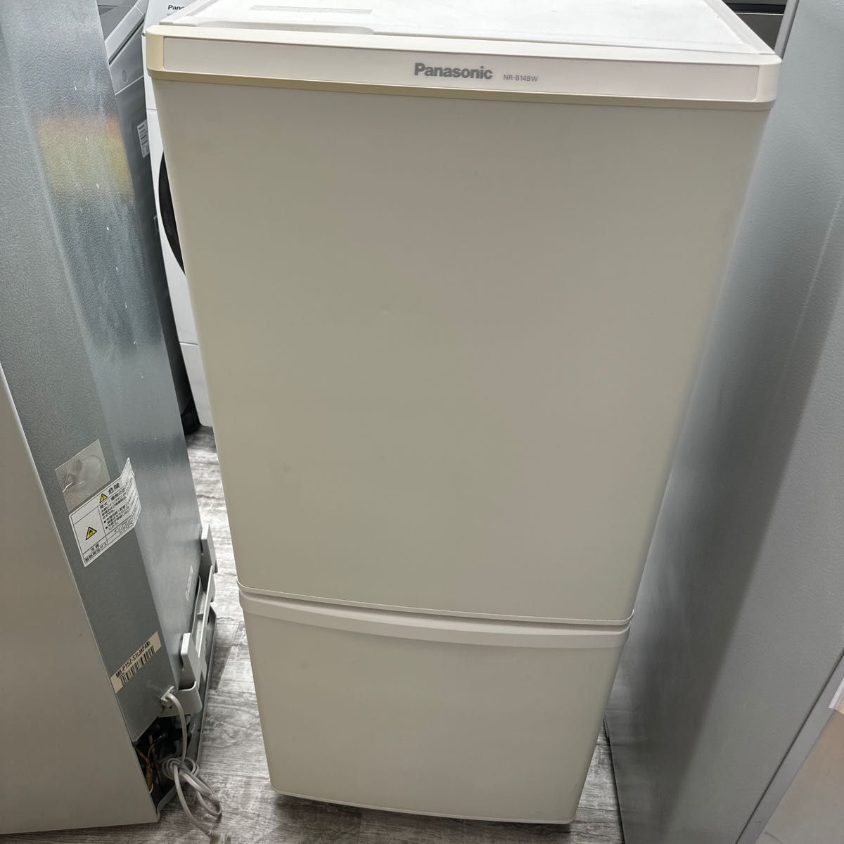 名古屋市内送料無料 パナソニック冷蔵庫 NR-B14BW-W 2019年製-