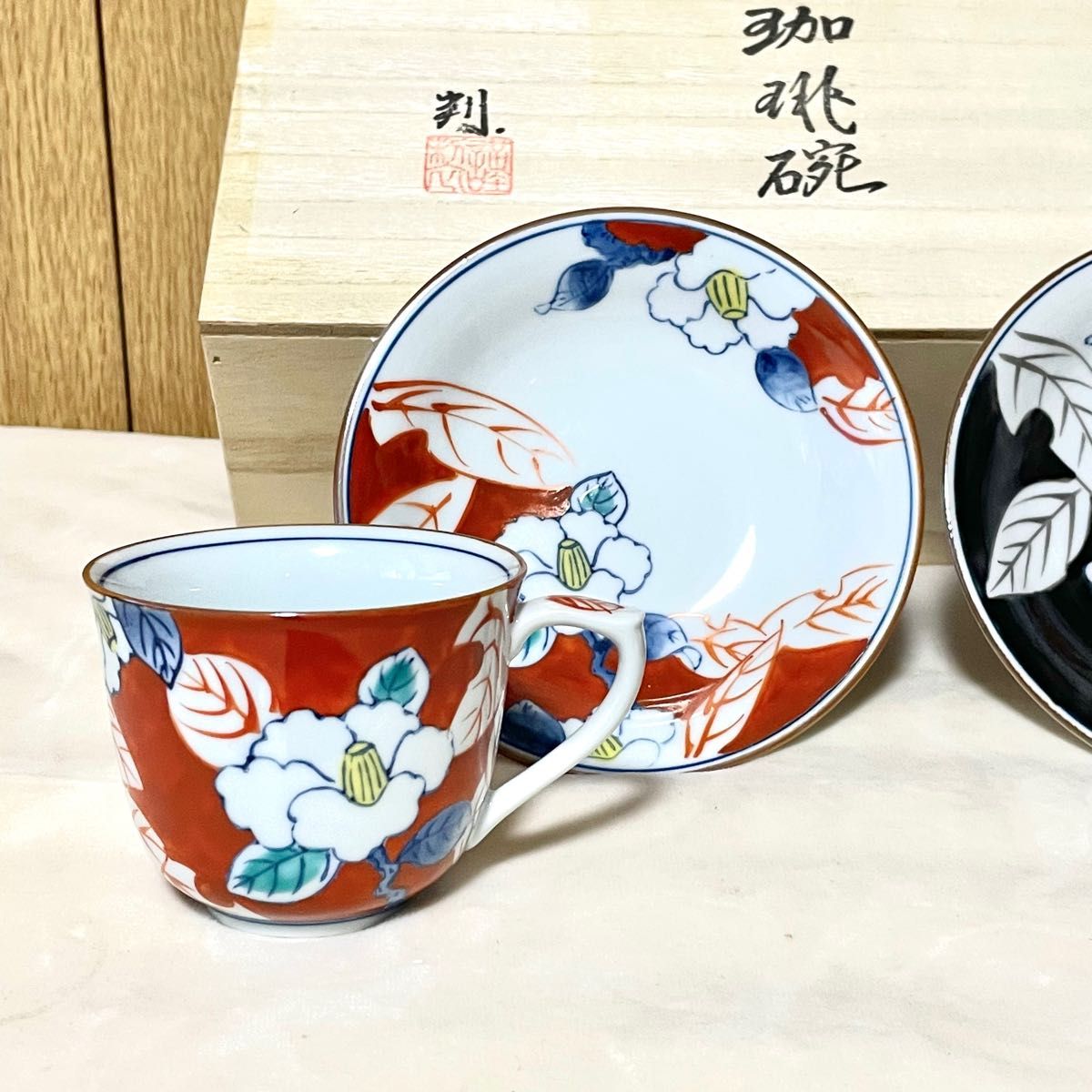 有田焼　山茶花　コーヒー　カップ&ソーサー  